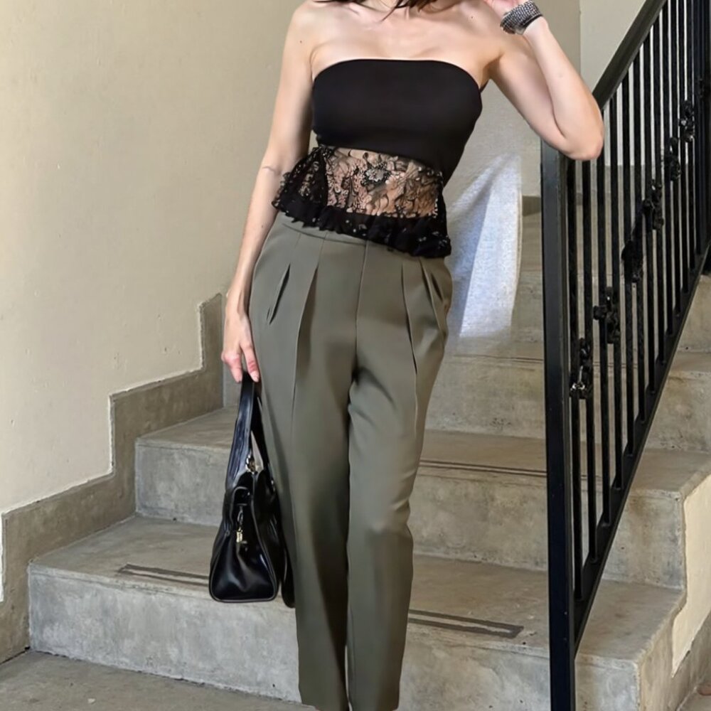 Forever 21 Set‎ 2 pieces Beautiful Formal pants Green/Lace blouse Black size S